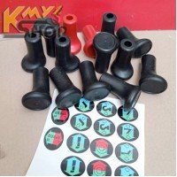 Комплект ручек на рычаги управления КМУ UNIC Комплект ручек на рычаги управления КМУ UNIC